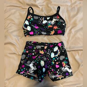 Girls dance top and bottom